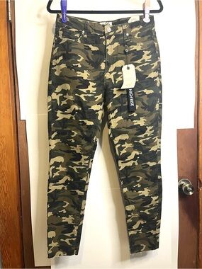 NWT Denim BLVD Juniors Size 13 (Waist 29) Camo High-Rise Skinny Ankle Jeans